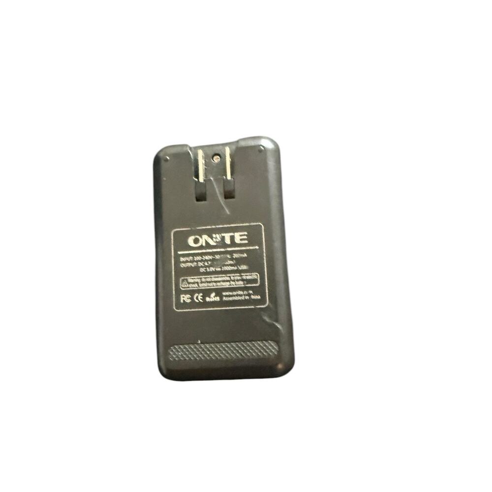 Onite Black IC Smart Universal Battery Charger USB Output Port 3.8V High-Voltage
